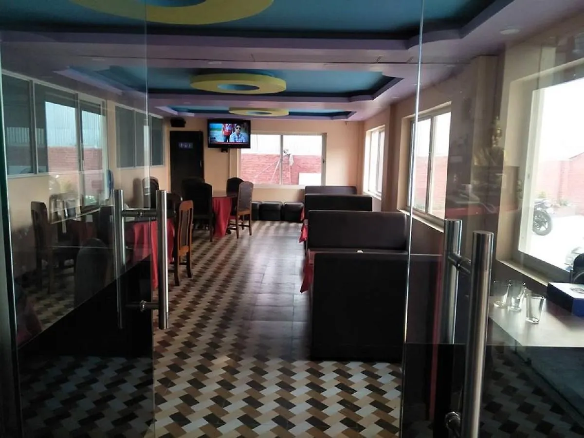 Hotel Cozy Inn Kathmandu 2*,  Nepal