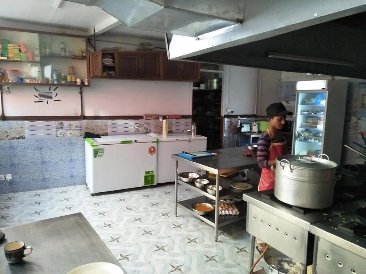 Hotel Cozy Inn Kathmandu 2*,